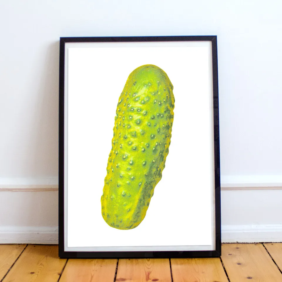 slanted-art-prints-essiggurke-kunstdruck-pickle image 1