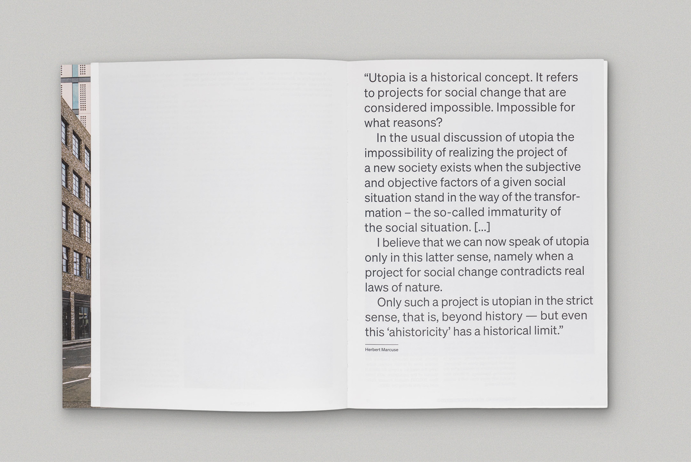 slanted-books-utopia-ending-buch-utopie-design image 8