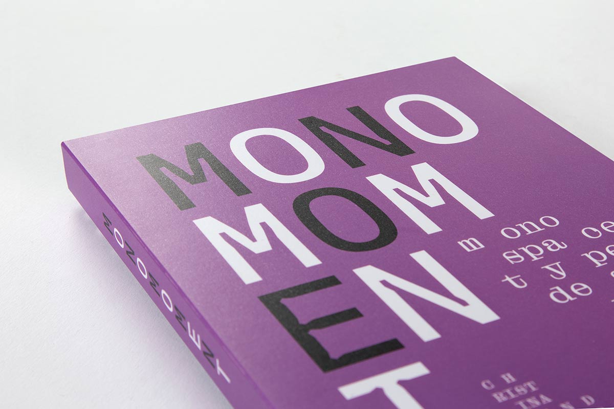 slanted-books-mono-moment-buch-monospace-type-design image 2