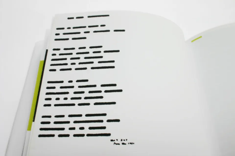 slanted-balancieren-auf-dem-gedankenstrich-buch-typografie image 1