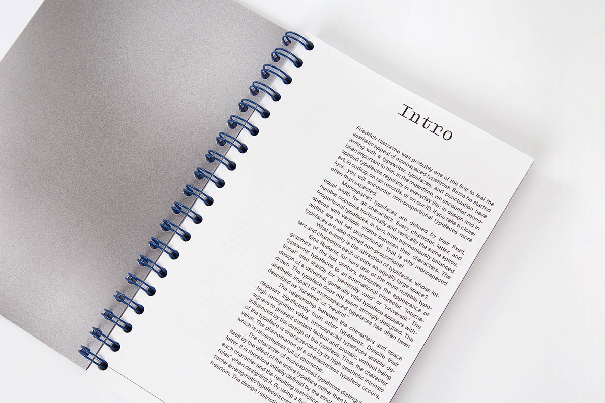 slanted-books-mono-moment-buch-monospace-type-design image 5