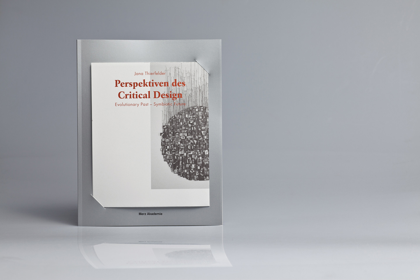 slanted-books-perspektiven-des-critical-design-buch image 1