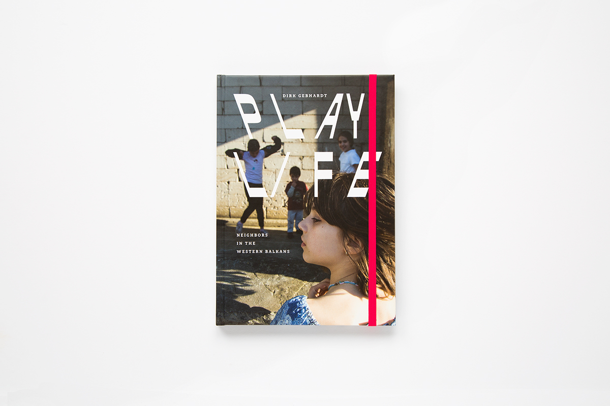 slanted-play-life-buch-nachbarn-westbalkan-fotobuch image 1