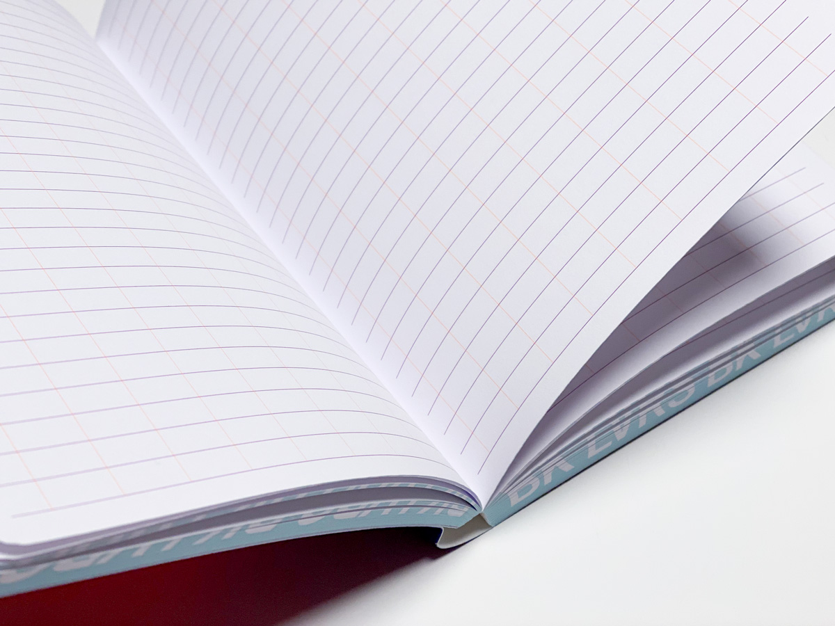 slanted-notebook-bk-lvrs-notizbuch-limited-design image 2