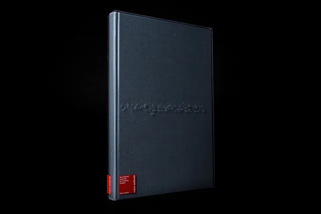 slanted-books-wortgestalten-buch-kinetische-typografie image 1