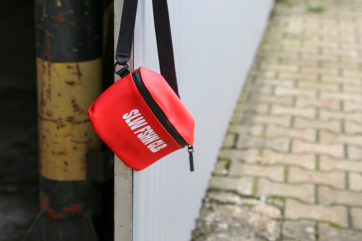 slanted-44-type-fashion-magazin-mit-tasche-limited-edition image 5