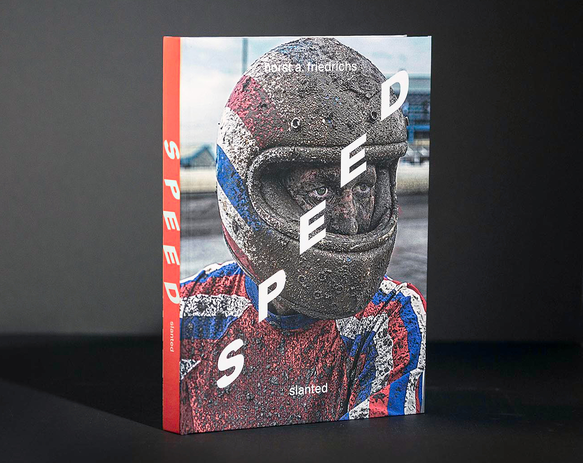 slanted-speed-buch-design-bildband-bewegung image 1