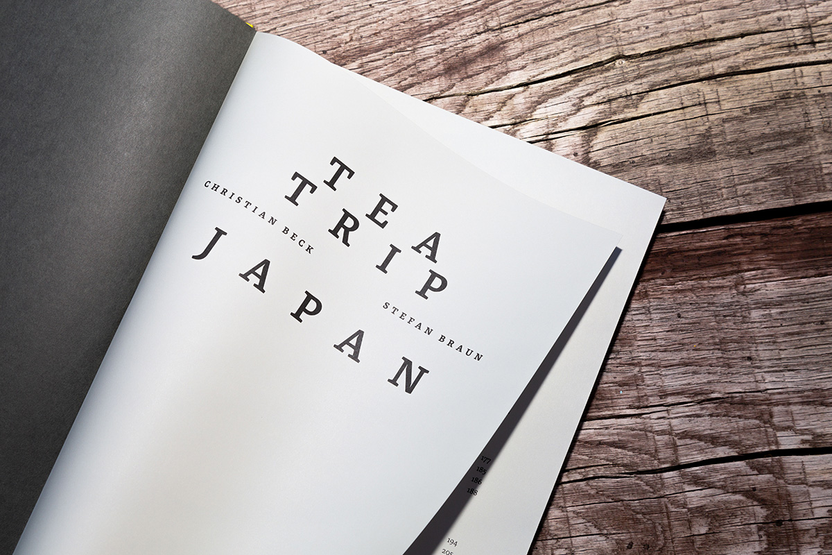 slanted-books-teatrip-japan-buch-gr-nes-gold-tee-japan image 2