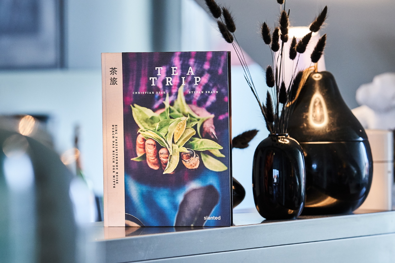 slanted-books-teatrip-buch-china-design-reise image 4