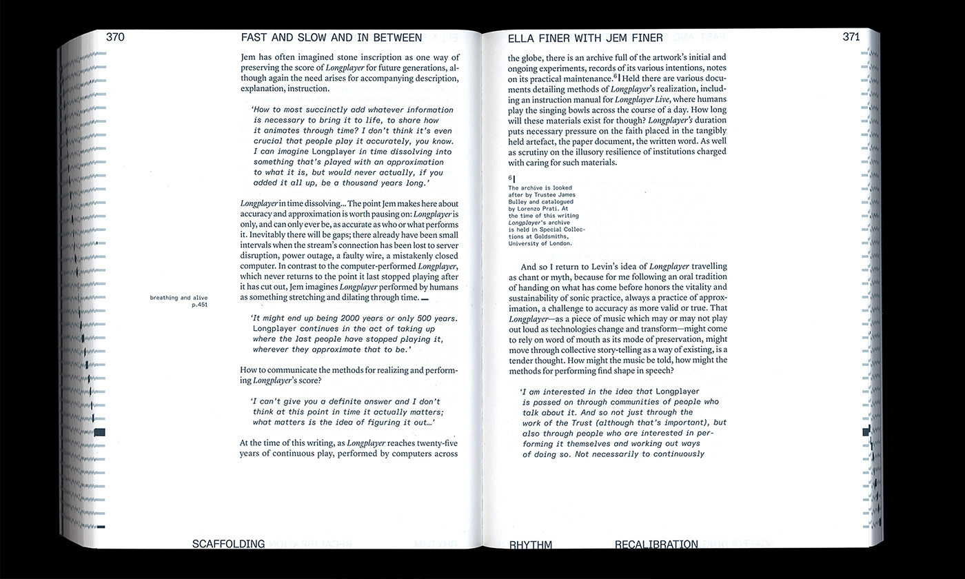 slanted-books-slow-technology-reader-buch-divergent-futures image 5