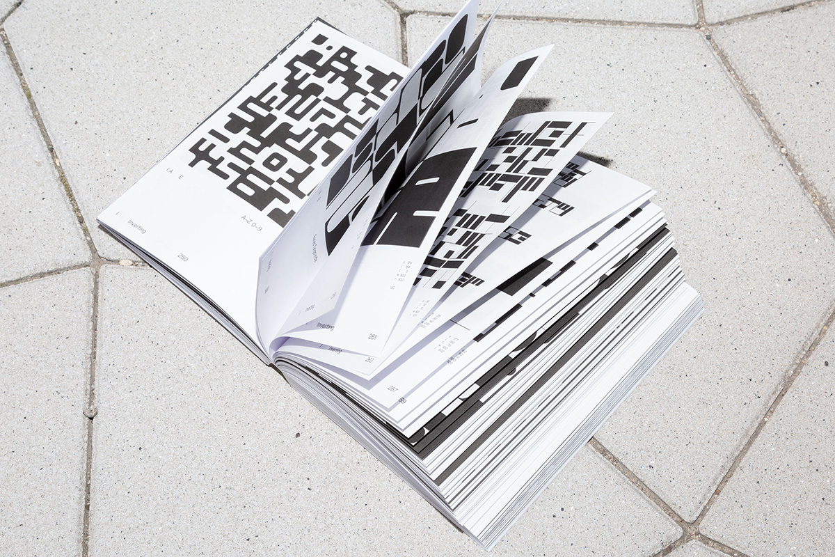 slanted-books-alphabetical-playground-buch-typografie image 7