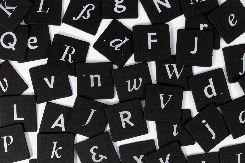 slanted-typomemo-spielbox-memo-typografie-lernspiel image 2
