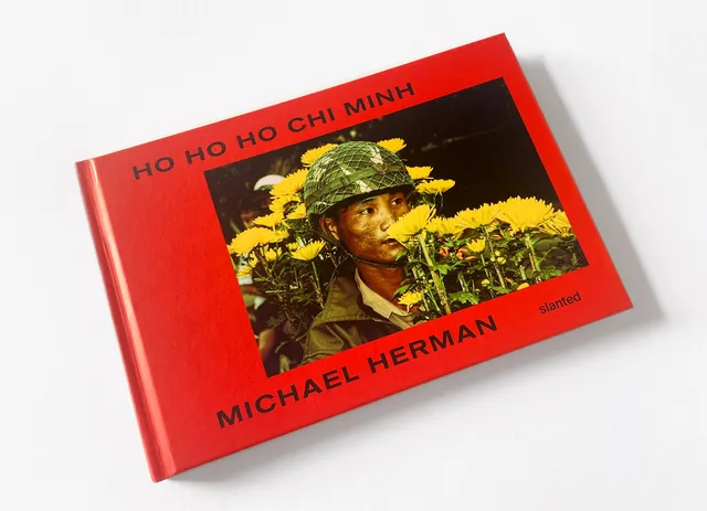 slanted-ho-ho-ho-chi-minh-buch-vietnam-design image 1