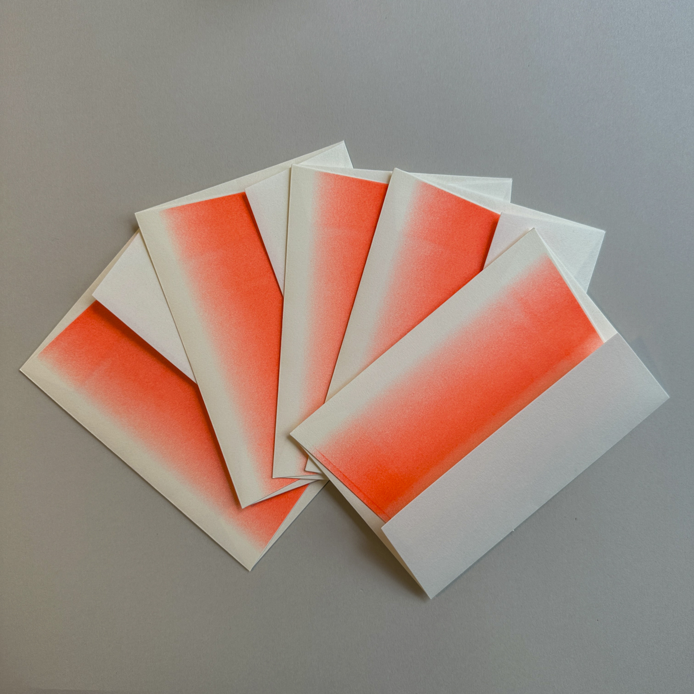 slanted-stationery-set-glow-papier-set image 4