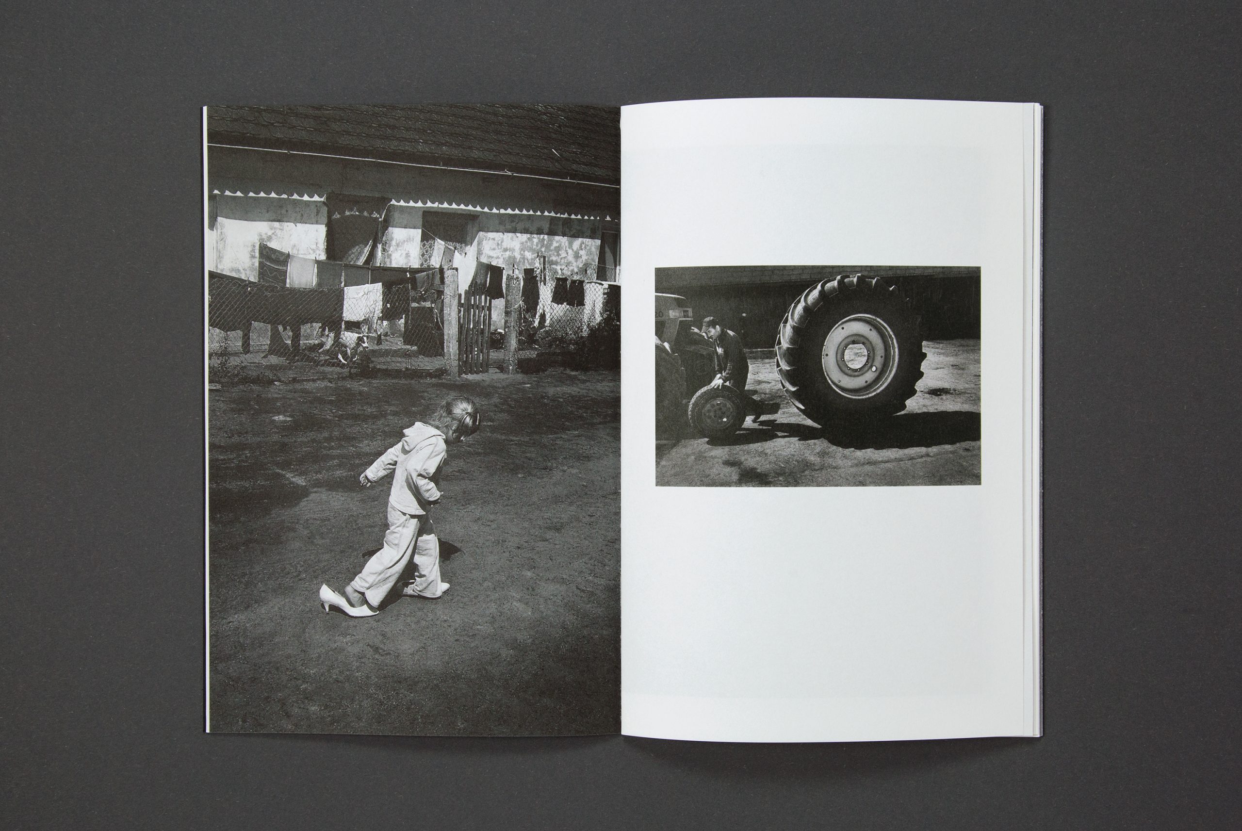 slanted-magazines-warsaw-special-edition-magazin-type-specimen image 6