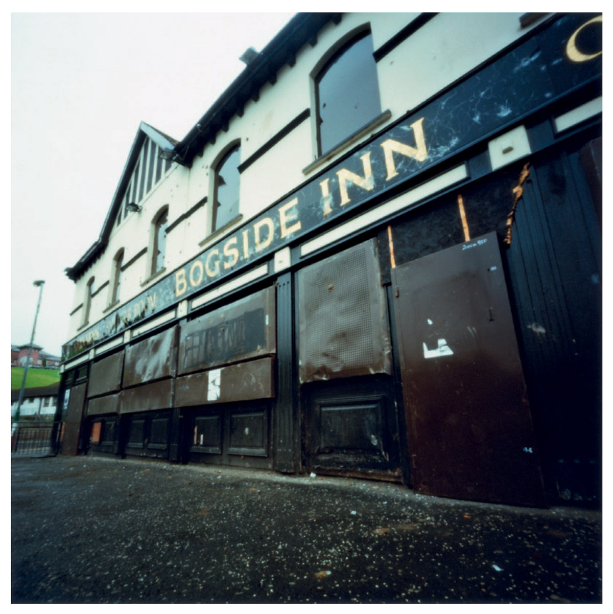 slanted-books-pinhole-shots-2000-2011-buch-fotografie image 7