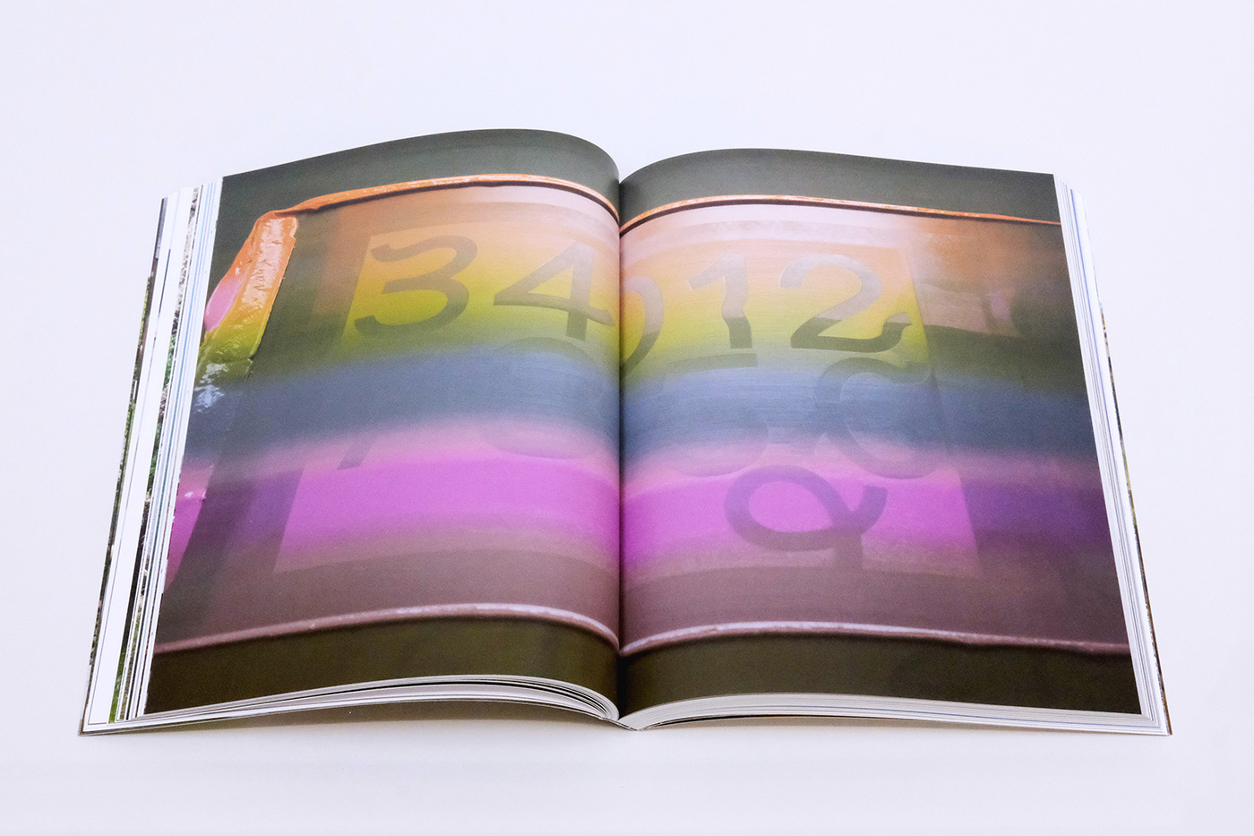 slanted-books-the-algae-paper-buch-material-nachhaltigkeit image 7