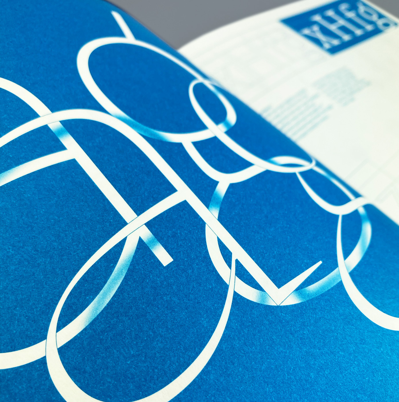 slanted-character-02-heft-schrift-design image 5