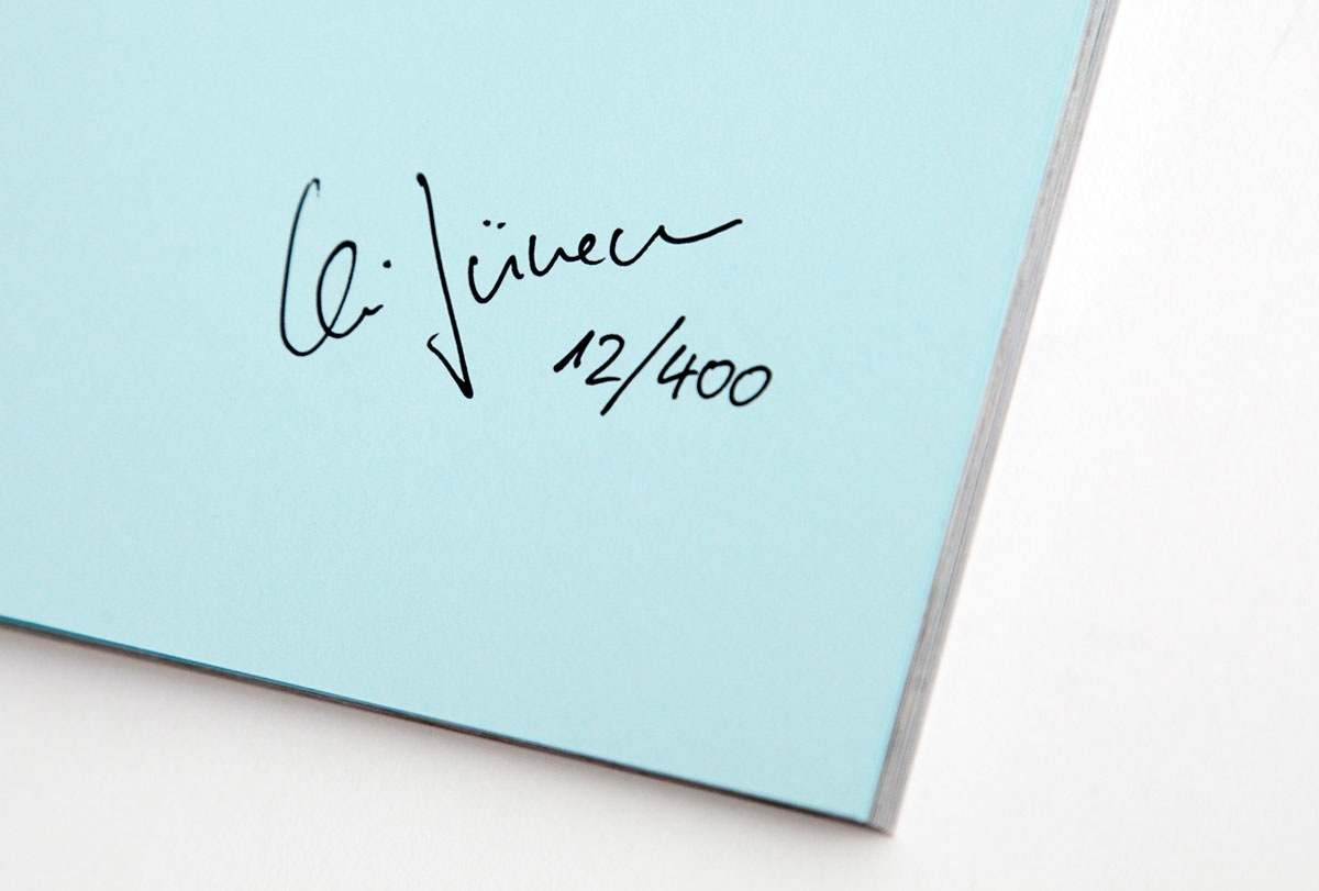 slanted-books-will-feel-eyes-on-buch-designbuch image 6