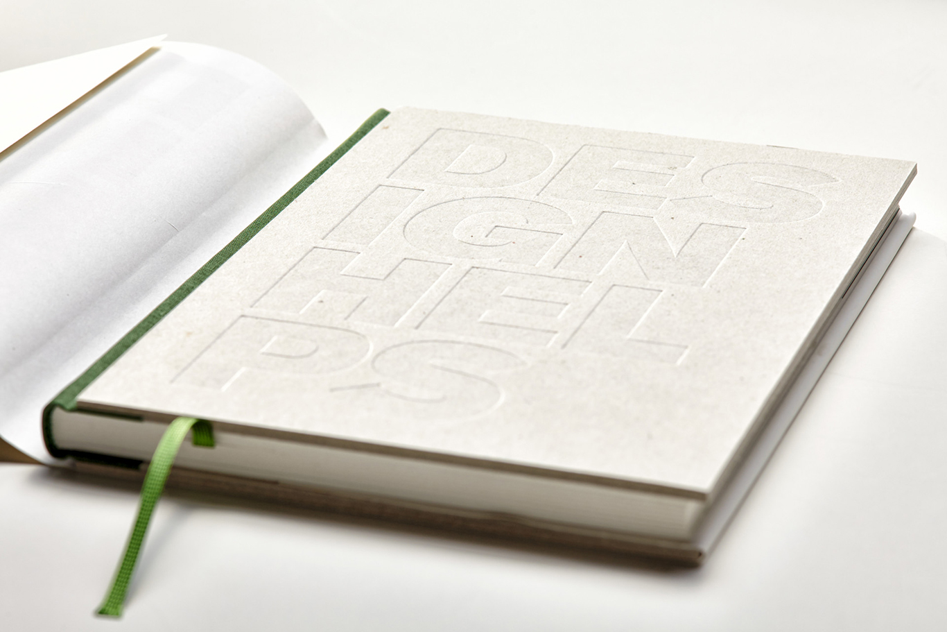 slanted-books-designhelps-buch-standardausgabe-grafikdesign image 2