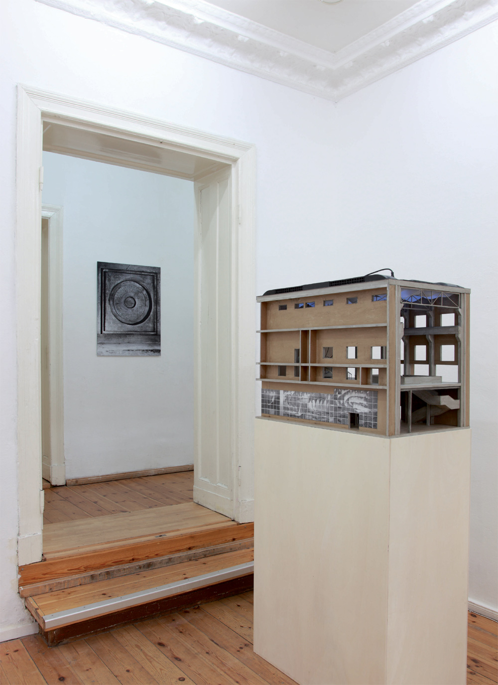 slanted-matias-bechtold-objekte-buch-objects-bildband image 7