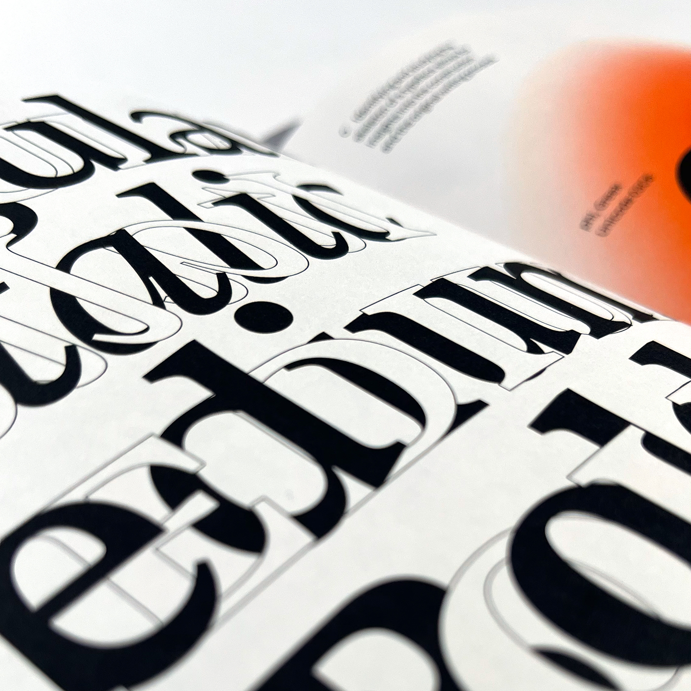 slanted-characters-04-magazin-typografie-schrift image 5