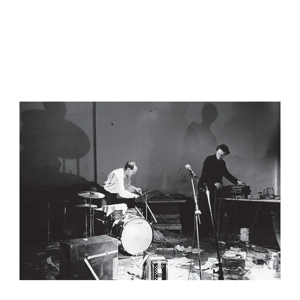 slanted-books-das-moabiter-duo-recovered-buch-musik-kunst image 1