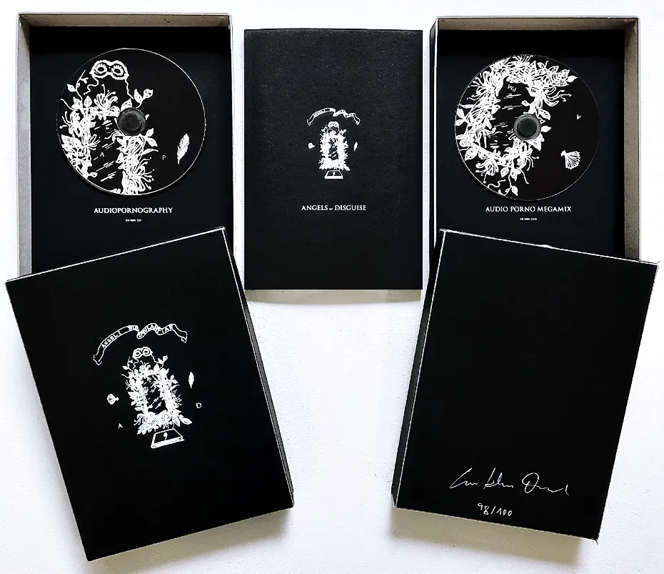 slanted-books-can-khan-oral-angels-of-disguise-buch-boxset-mit-cd-dvd image 1