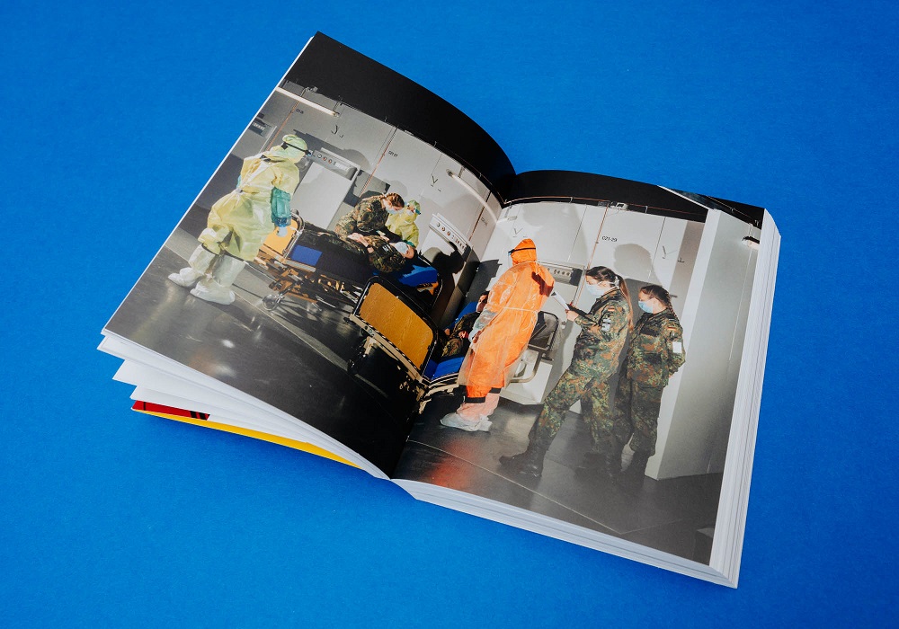 slanted-magazines-further-02-magazin-gestaltung image 5