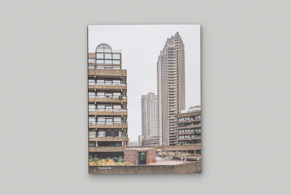 slanted-books-utopia-ending-buch-utopie-design image 1