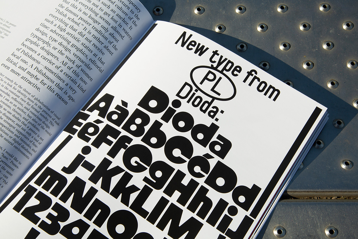 slanted-plop-02-polish-design-revue-magazin-polen-design image 3