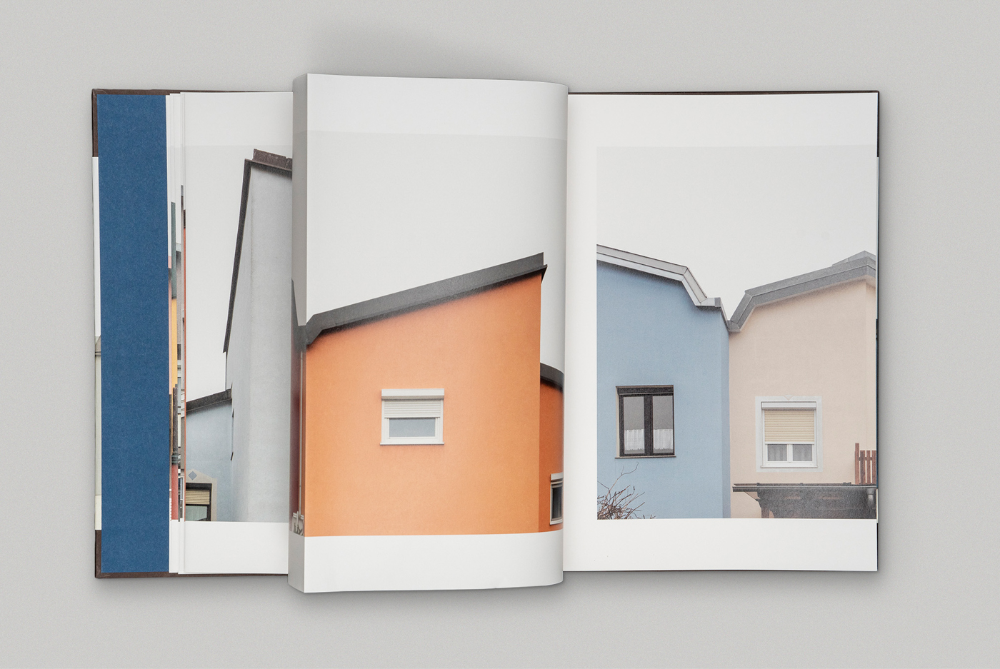 slanted-books-my-dreamhouse-is-not-a-house-buch-architektur image 3