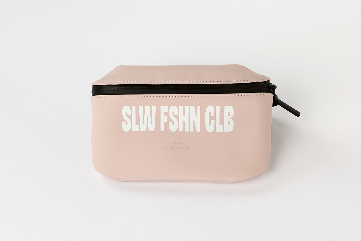 slanted-44-type-fashion-magazin-mit-tasche-limited-edition image 3