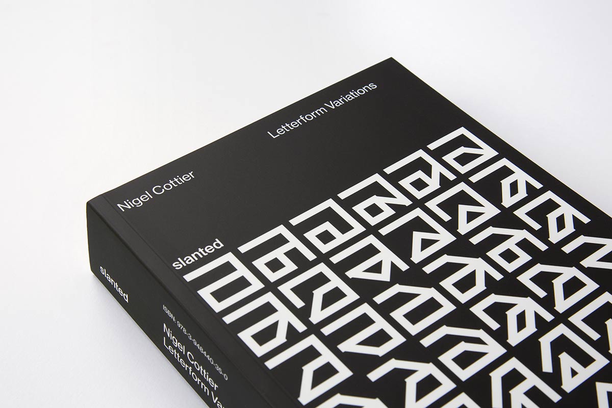 slanted-books-letterform-variations-typografie-buch image 1