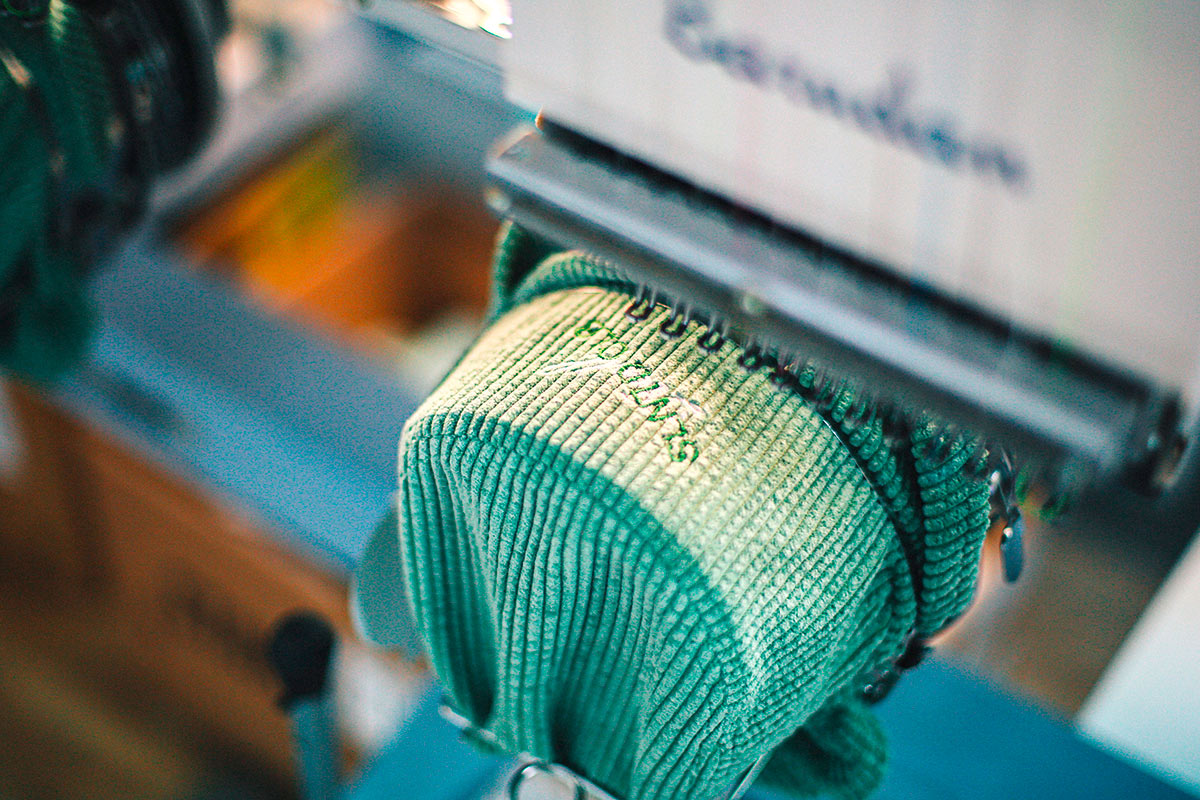 slanted-stockholm-special-edition-magazin-mit-bucket-hat image 5