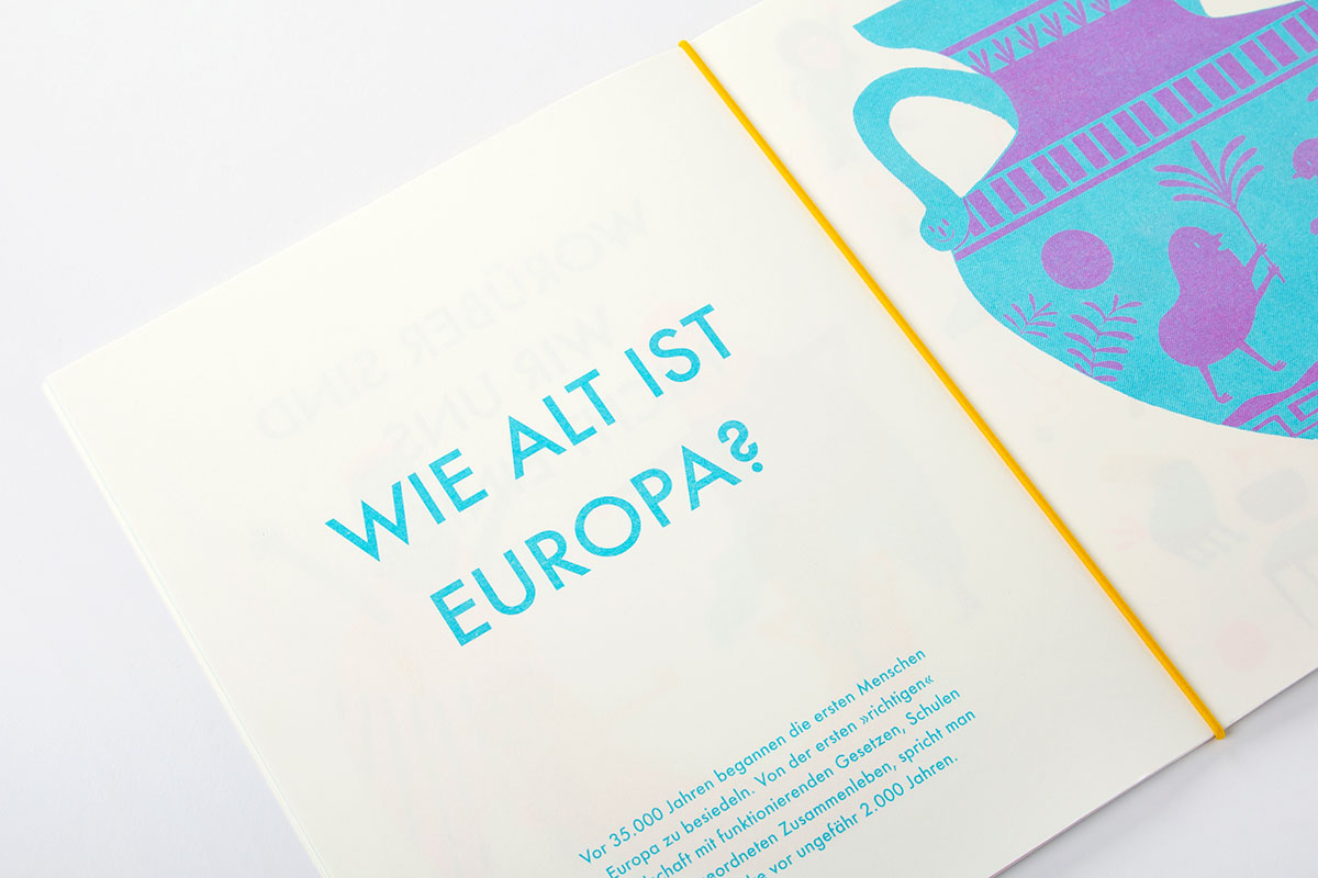 slanted-books-questions-to-europe-fragen-an-europa-buch image 5