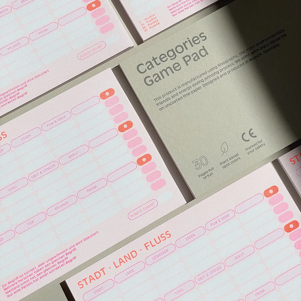 slanted-books-categories-game-pad-buch-spiel image 1