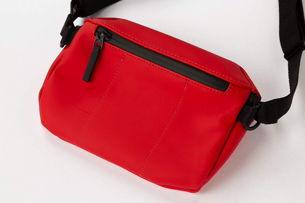 slanted-44-type-fashion-magazin-mit-tasche-limited-edition image 6